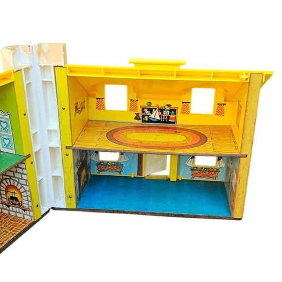 1969 Vintage Fisher Price Little People House with Car and 2 People - Picture 9 of 10